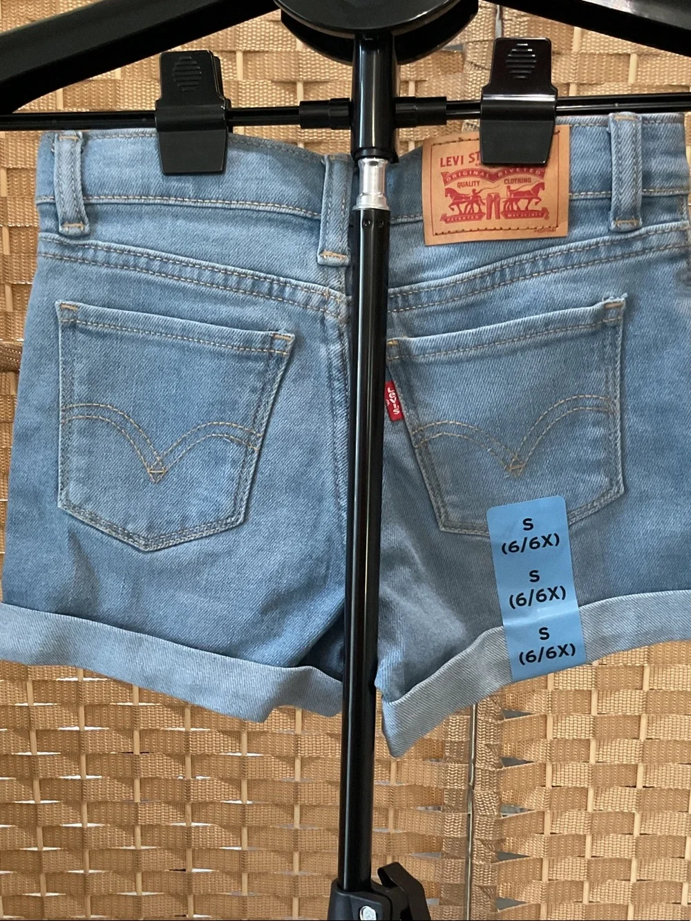 Levi's Light Wash Rolled Hem Denim Girlfriend Shorts NWOT